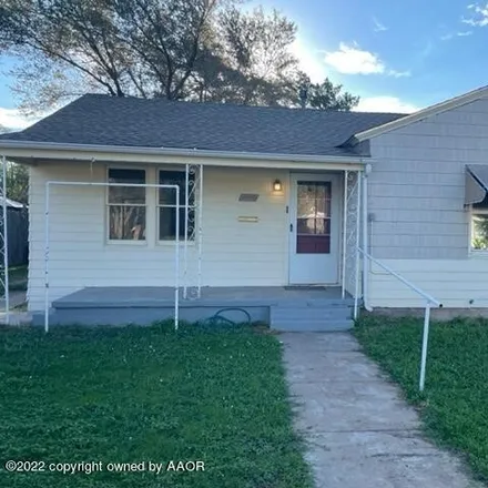 Buy this 2 bed house on 905 South Birmingham Street in Amarillo, TX 79104