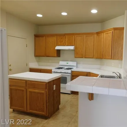 Image 9 - 9653 Rolling Thunder Avenue, Spring Valley, NV 89148, USA - House for rent