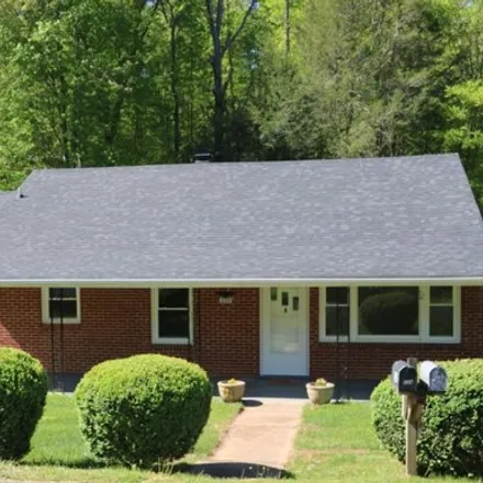 Buy this 2 bed house on 241 Mays Street in Madison Heights, VA 24572