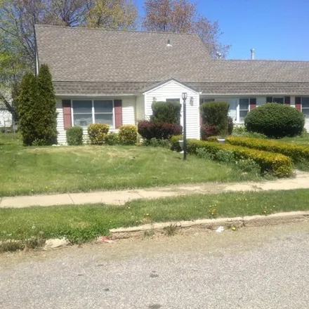 Image 1 - 147 Norgrove Avenue, Elberon, Long Branch, NJ 07740, USA - House for rent