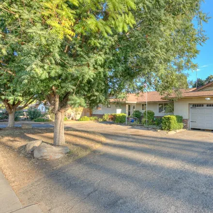 Image 3 - 547 West Bullard Avenue, Fresno, CA 93704, USA - House for sale