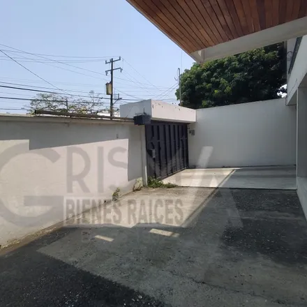 Rent this 1studio house on Calle Río Palmas in 92860 Túxpam, VER
