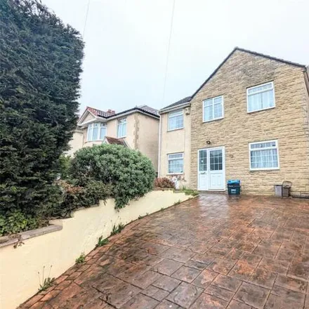 Rent this 6 bed house on 218 Frenchay Park Road in Bristol, BS16 1LD