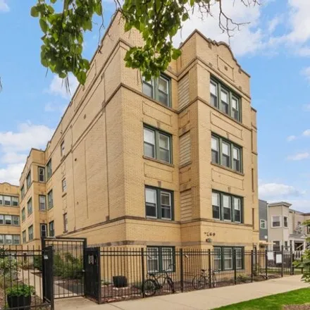 Rent this 2 bed condo on 3560 W Palmer St Apt 3B in Chicago, Illinois