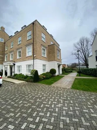 Rent this 6 bed house on Fitzroy Gate in Egerton Drive, London