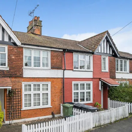 Buy this 3 bed townhouse on unnamed road in Broom Hill, London