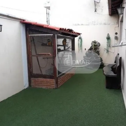 Buy this 2 bed house on Avenida Belo Horizonte in Jardim das Alterosas, Betim - MG