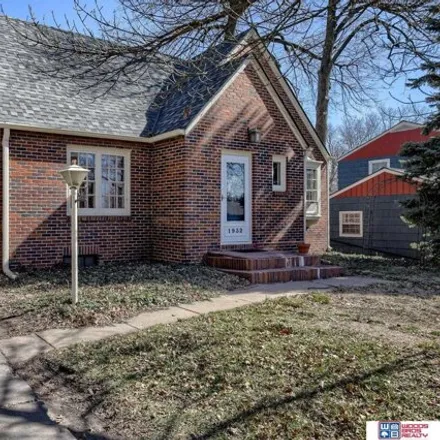 Buy this 3 bed house on 1966 South 48th Street in Lincoln, NE 68506