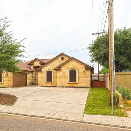 Image 5 - 1812 Los Presidentes Ave, Laredo, Texas, 78046 - House for sale