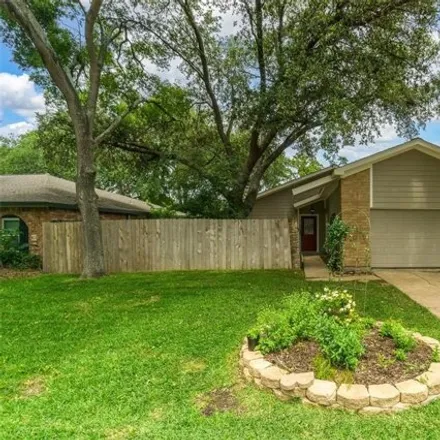 Buy this 4 bed house on 811 Seafoam Road in Houston, TX 77062