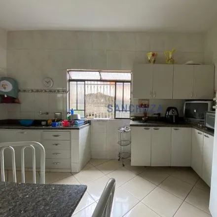 Buy this 3 bed house on Avenida Maria da Glória Rocha in Sede, Contagem - MG