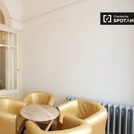 Rent this 2 bed apartment on Boulevard Général Jacques - Generaal Jacqueslaan 62 in 1050 Ixelles - Elsene, Belgium