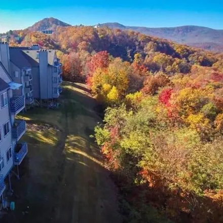Buy this 1 bed condo on 1260 Ski View Dr Unit 2206 in Gatlinburg, Tennessee