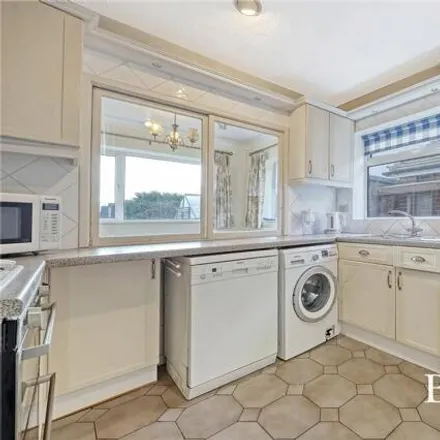 Image 7 - Writtle Road, Chelmsford, CM1 3BP, United Kingdom - House for sale