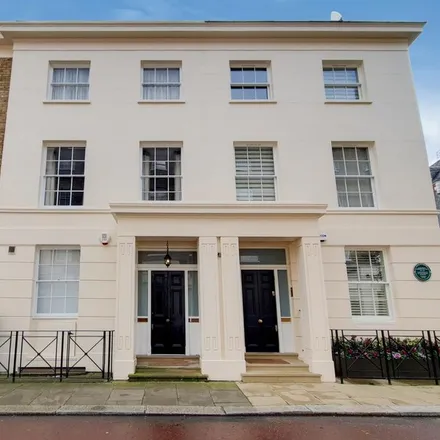 Rent this 4 bed townhouse on 15 York Terrace East in East Marylebone, London