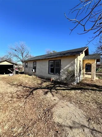 Image 9 - 743 East 9th Street, Coleman, TX 76834, USA - House for sale