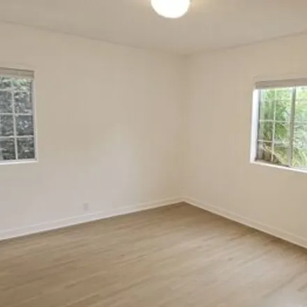 Image 6 - 5426 Tampa Avenue, Los Angeles, CA 91356, USA - House for rent