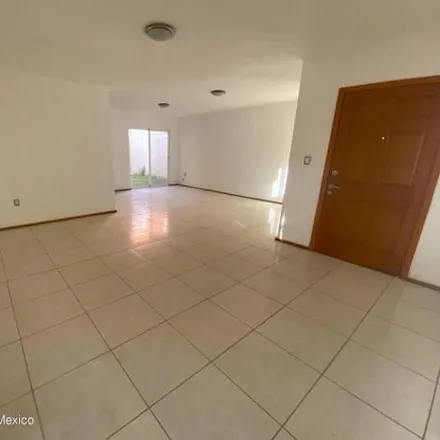 Rent this 3 bed house on Privada de Fontecha in Delegaciön Santa Rosa Jáuregui, Juriquilla