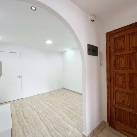 Rent this 4 bed apartment on Calle Málaga in 35001 Las Palmas de Gran Canaria, Spain