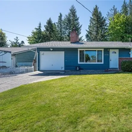 Buy this 3 bed house on 1925 24th Street in Anacortes, WA 98221