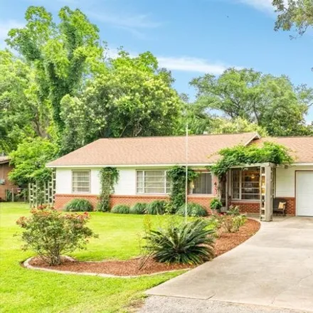 Buy this 3 bed house on 455 Southern Oaks Drive in Ross, Lake Jackson