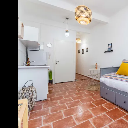 Image 2 - 2 Rue Fontaine des Vents, 13002 Marseille, France - Apartment for rent