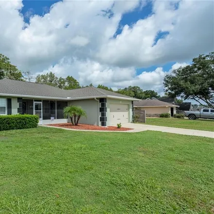 Buy this 3 bed house on 10870 Southeast 72 Terrace in Marion County, FL 34420