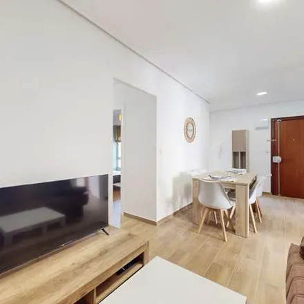 Rent this 5 bed apartment on Carrer de Josep Benlliure in 325, 46011 Valencia