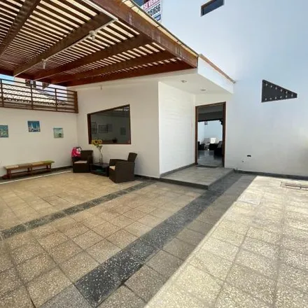 Buy this 4 bed house on El Gringo in Calle Ricardo Palma, Lima Metropolitan Area 15846