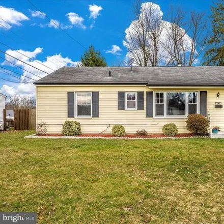 Buy this 3 bed house on 1067 Glenwood Avenue in Hagerstown, MD 21742