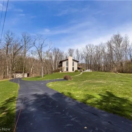 Buy this 4 bed house on 2903 West Bath Road in Bath Township, OH 44333