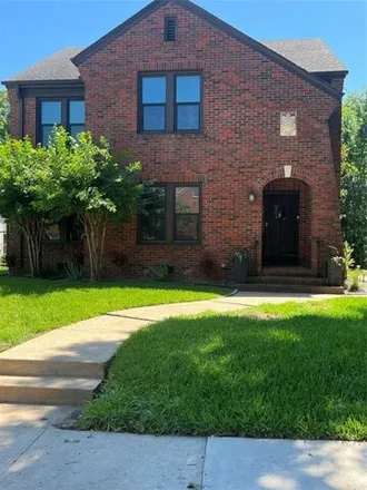Rent this 2 bed house on 2528 Arbor Street in Houston, TX 77004