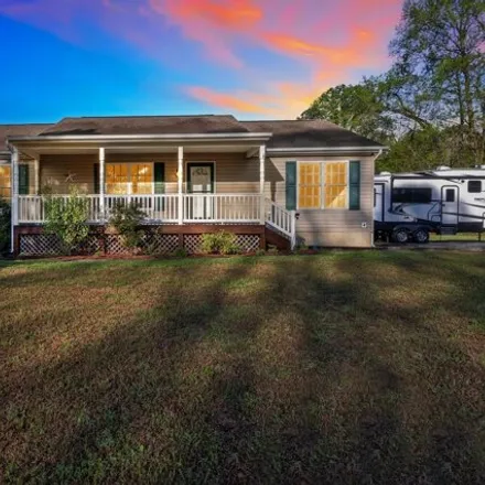 Buy this 4 bed house on 8116 Hobson Lane in Weedonville, King George County