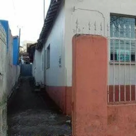 Buy this 2 bed house on Rua dos Bandeirantes in Vila Municipal, Jundiaí - SP
