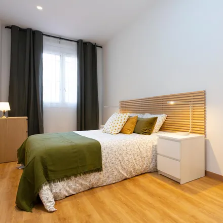 Image 1 - Carrer de Villarroel, 3, 08011 Barcelona, Spain - Apartment for rent