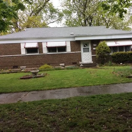 Buy this 3 bed house on 5942 109th Street in Chicago Ridge, IL 60415