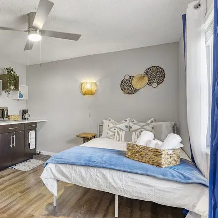 Image 1 - Orlando, FL - Apartment for rent