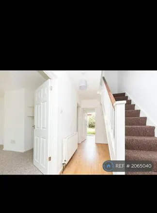 Image 3 - 3 Glentanner Way, London, SW17 0PQ, United Kingdom - Townhouse for rent