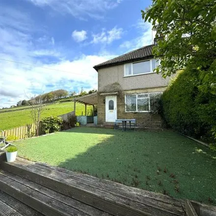 Rent this 2 bed duplex on Cooperfields in Luddendenfoot, HX2 6AT