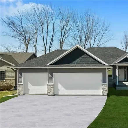 Buy this 5 bed house on 5432 River Parkway Northeast in Cedar Rapids, IA 52411