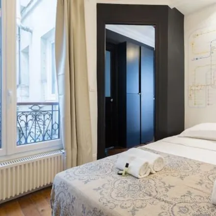 Image 5 - 15 Rue Gerando, 75009 Paris, France - Apartment for rent