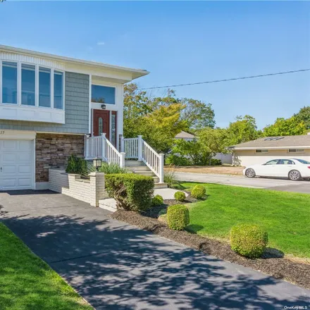 Buy this 4 bed house on 27 Deepwater Avenue in East Massapequa, NY 11758