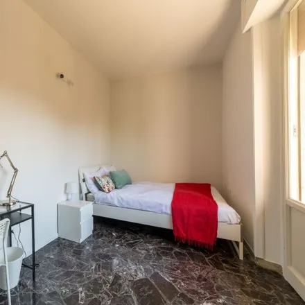Image 1 - Viale dei Mille 2/F R, 50137 Florence FI, Italy - Room for rent