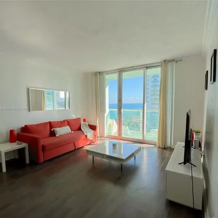 Image 2 - 3801 South Ocean Drive, Beverly Beach, Hollywood, FL 33019, USA - Condo for sale