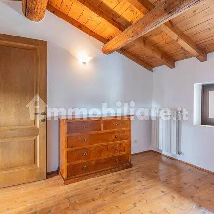 Rent this 5 bed apartment on Lo de Max in Piazza Vittorio Emanuele II, 37017 Lazise VR