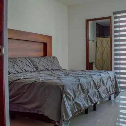 Buy this 2 bed apartment on Farmacia Guadalajara in Avenida Licenciado Miguel Alemán, Los Pinos