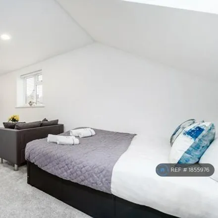 Rent this studio apartment on Brunswick Boxing Club in Clarendon Crescent, London