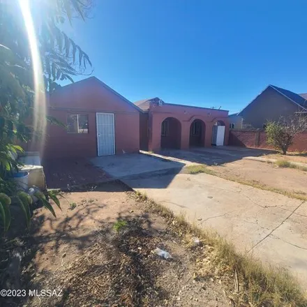 Buy this 4 bed house on 1025 4th Street in Douglas, AZ 85607