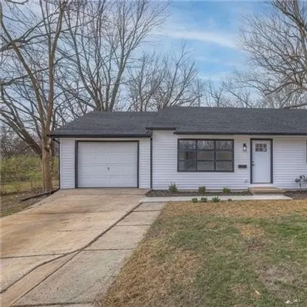 Buy this 4 bed house on 801 133rd Circle in Grandview, MO 64030