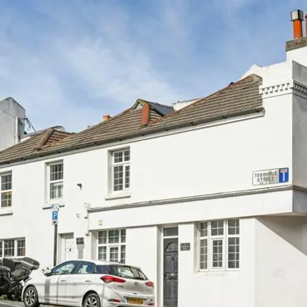 Buy this 1 bed townhouse on Brighton Railway Station in Surrey Street, Brighton